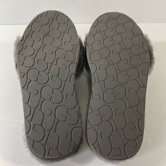 UGG Fluff Slide II Sheepskin Charcoal Slide Slipper - Picture 6 of 8
